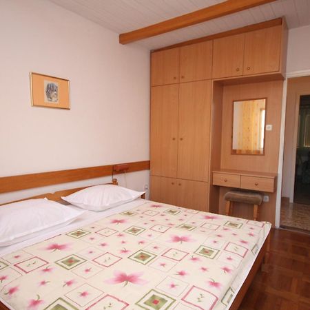 Apartments With A Parking Space Baska Voda, Makarska - 2709 Номер фото